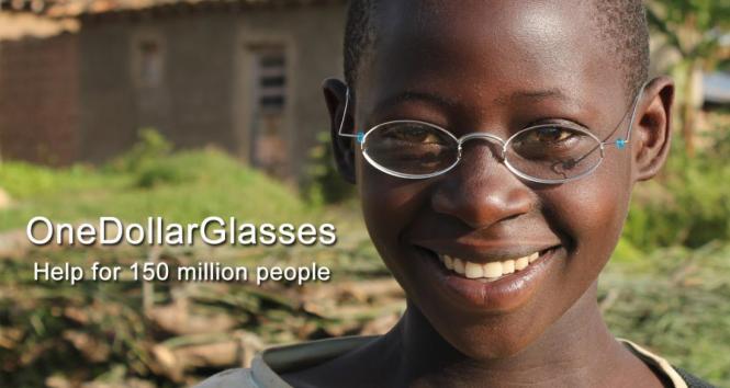 Onedollarglassesのホームページページから転載